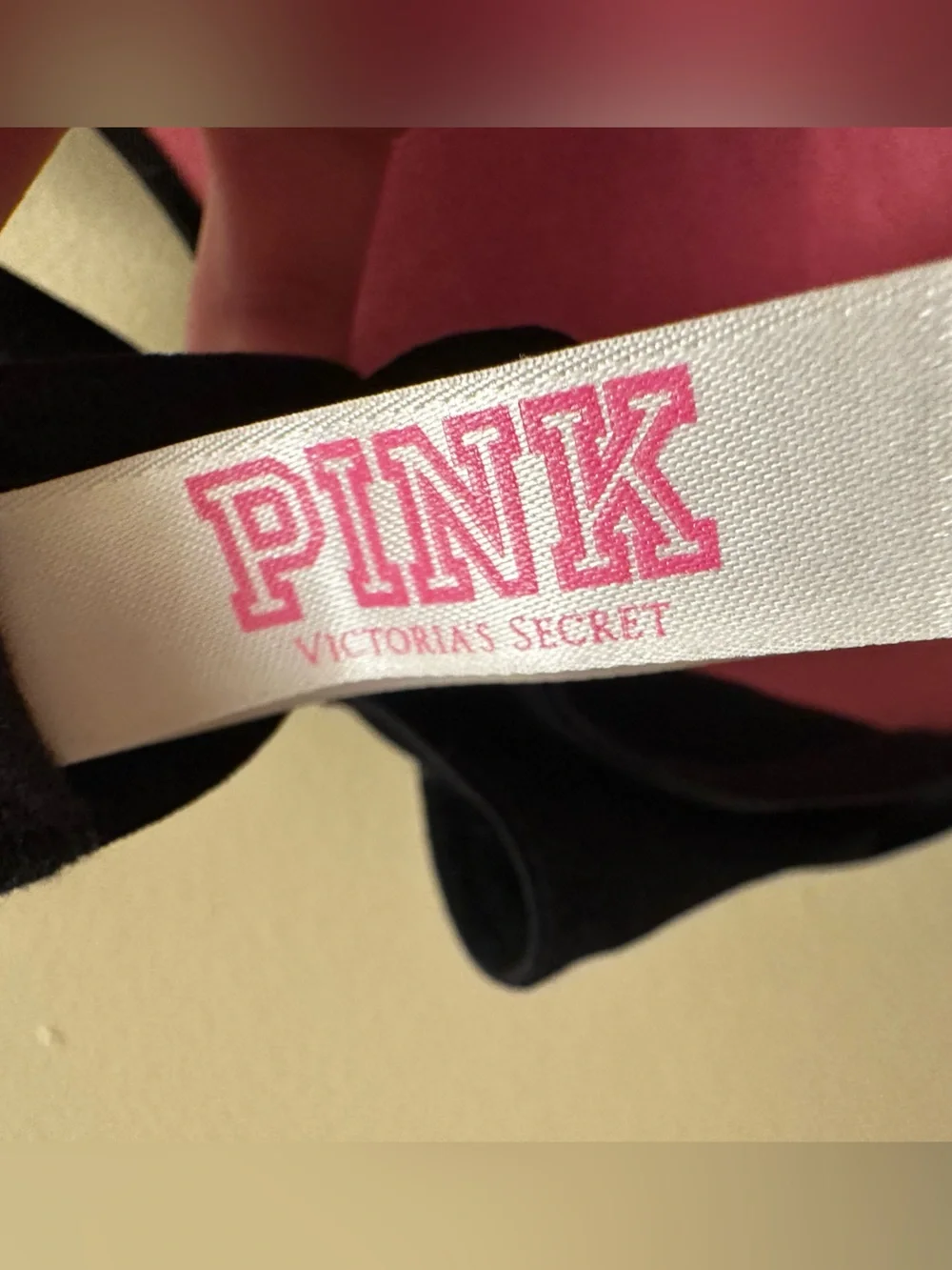 PINK Victoria's Secret Black Smooth Everywhere Bra